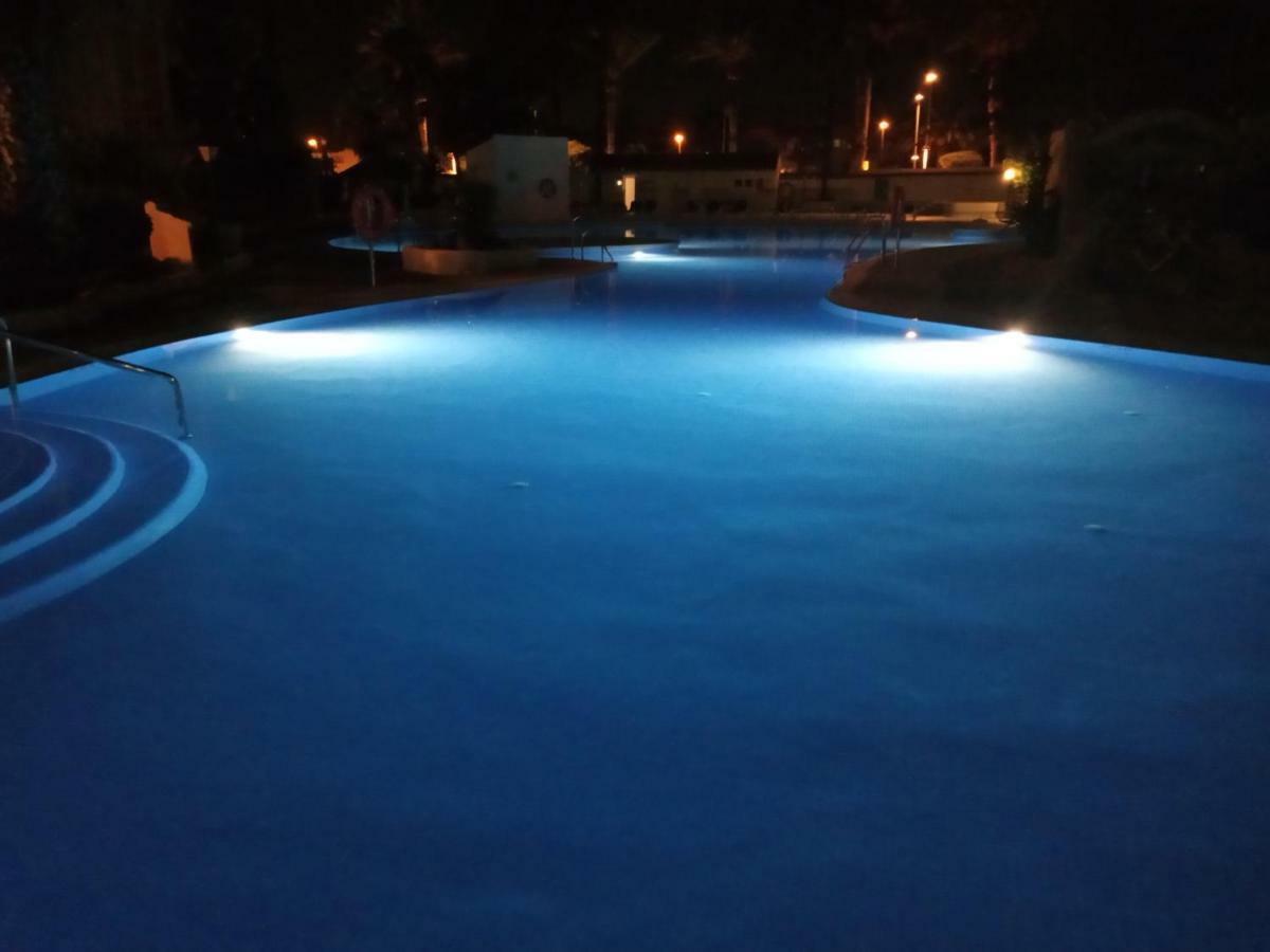 Villa Lagos A 25 Metros Del Mar Roquetas de Mar Ngoại thất bức ảnh